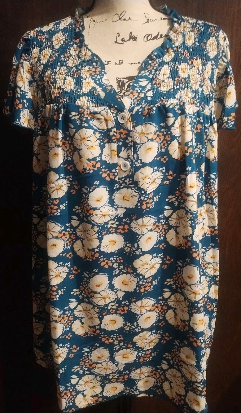 Lightweight Flutter Sleeve 1X Teal Floral Blouse V Neck Short Sleeve Top Tunic